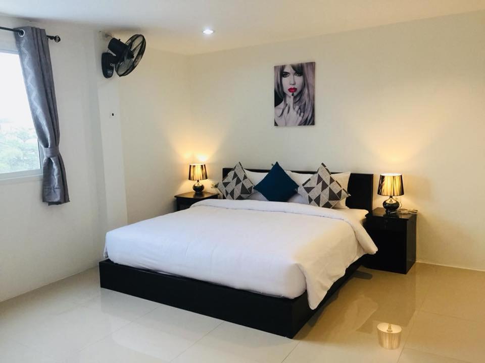 Baba Guest House Kamala Beach Extérieur photo