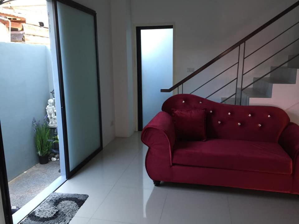 Baba Guest House Kamala Beach Extérieur photo